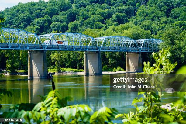 Point Of Rocks Bridge 53 Highway Bridge Potomac River Stock Photos, High-Res Pictures, and ...