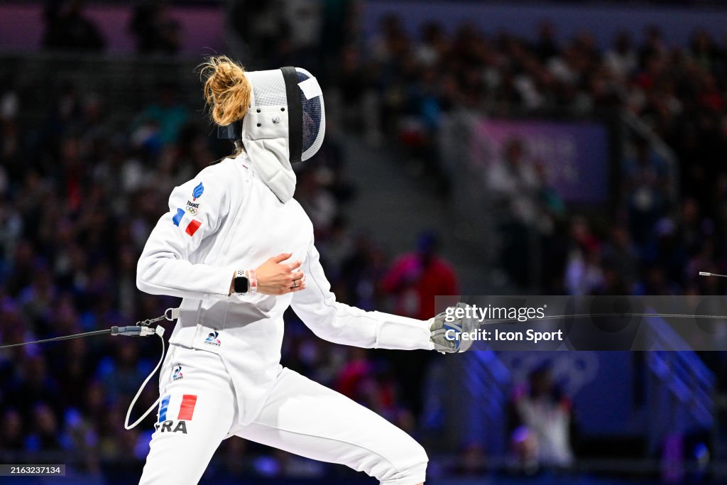 Epee Fencer Auriane MALLO BRETON Of France During The Paris Olympic epee-fencer-auriane-mallo-breton-of-france-during-the-paris-olympic