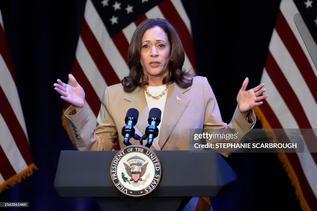 US-VOTE-POLITICS-HARRIS-CAMPAIGN