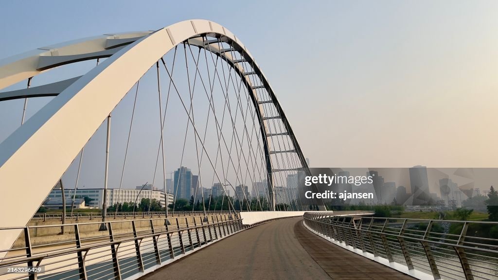 Waterdale-Brücke in Edmonton, Alberta, über den nördlichen Saskatchewan River