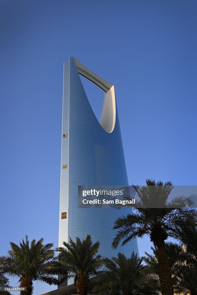 Formula E 2021-2022: Diriyah ePrix I