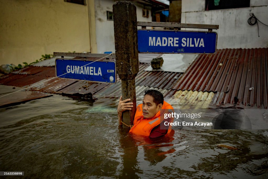 Typhoon Gaemi Brings Flooding To Manila