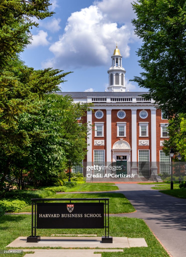 Harvard Business School - Bloomberg Center - Universidade de Harvard - Boston, Massachusetts