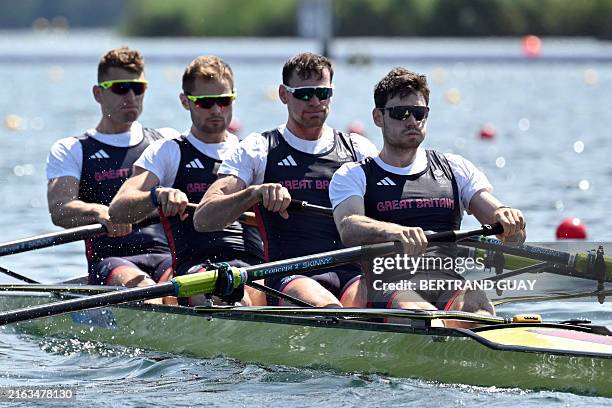 Matthew Draper Rowing 179,361 Rowing Stock Photos, High-Res Pictures, and Images - Getty Images