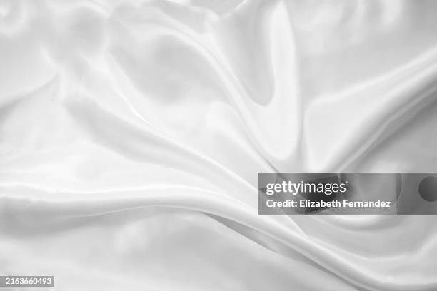 elegant white silk fabric - seide stock-fotos und bilder