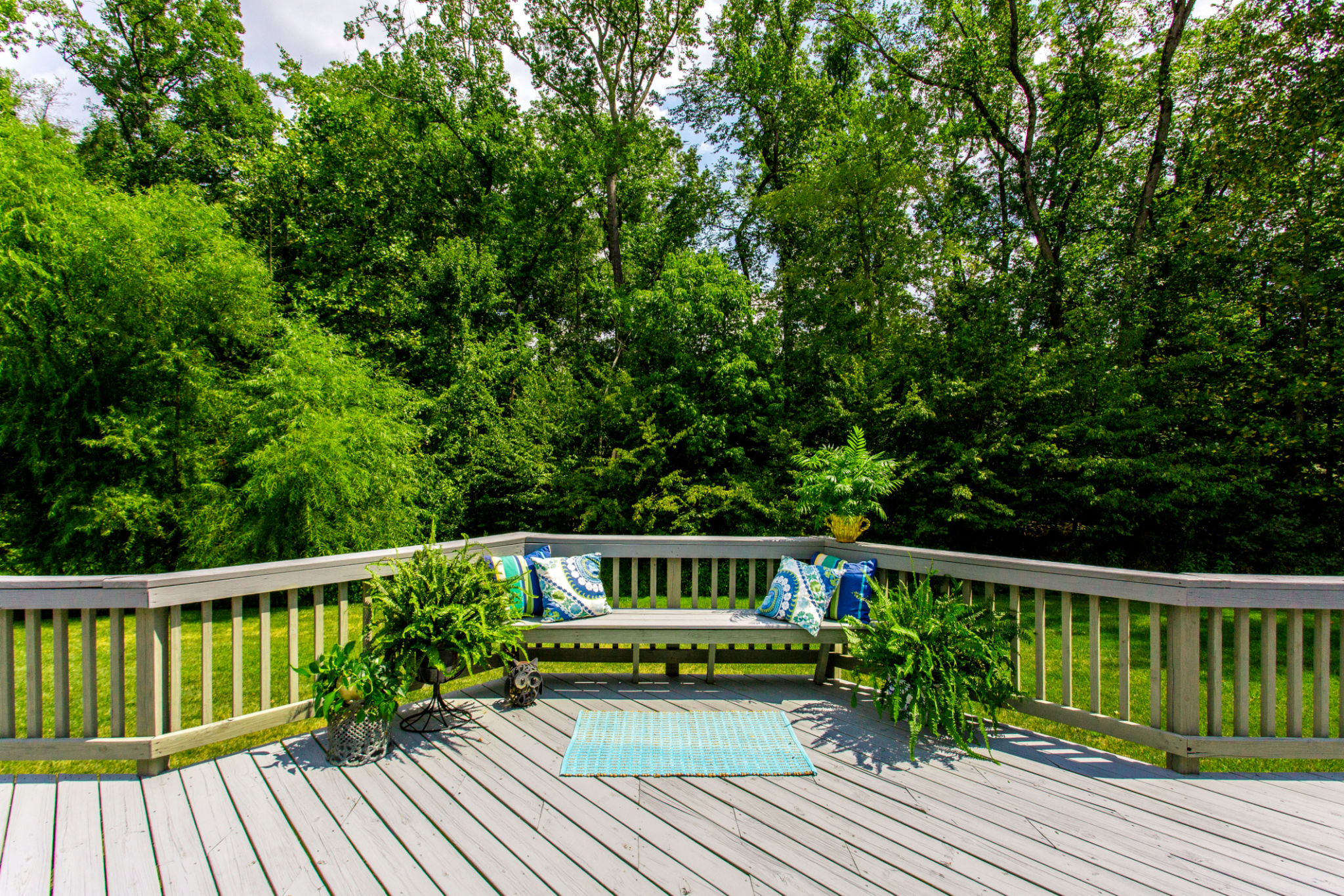 outdoor seating area