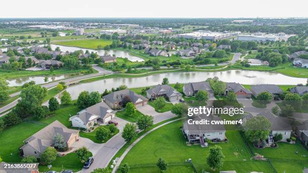 drone flight of wichita, kansas neighborhood - kansas stock pictures, royalty-free photos & images