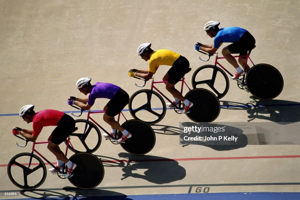 MALE TRACK CYCLISTS