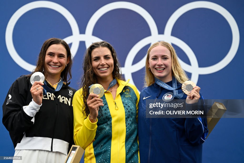 CANOE-SLALOM-OLY-PARIS-2024-MEDALS