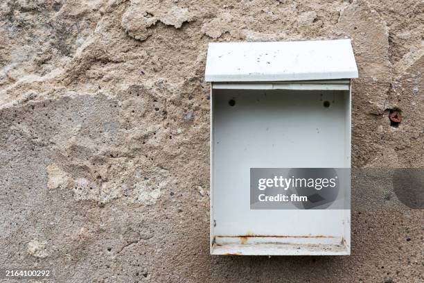 Mailbox Ripped Out 131 Broken Mailbox Stock Photos, High-Res Pictures, and Images - Getty ...