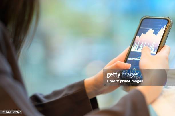 cyber engineering coding training machine learning algorithms on digital devices to apply techology to business - deep learning stock pictures, royalty-free photos & images