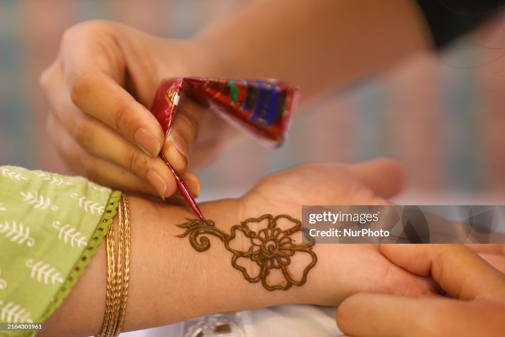 Nepali Hindu Women Apply Mehendi at Kathmandu Fair as Part of Sacred Shrawan Ritual