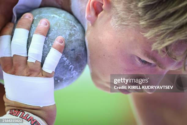 Markus Rooth Height 12,634 Decathlon Athlete Stock Photos, High-Res Pictures, and Images ...