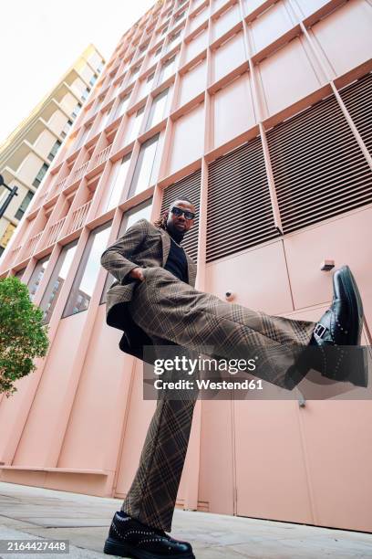 Man In Building 1,932 Businessman Stand In Front Of Building Stock Photos, High-Res ...