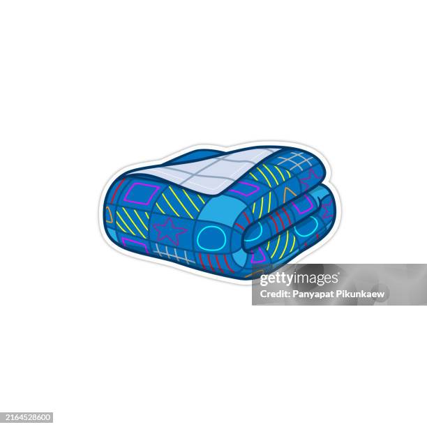 ilustraciones, imágenes clip art, dibujos animados e iconos de stock de ilustración vectorial de una colcha de patchwork azul doblada y mostrando su patrón geométrico, aislada sobre un fondo blanco. - colcha