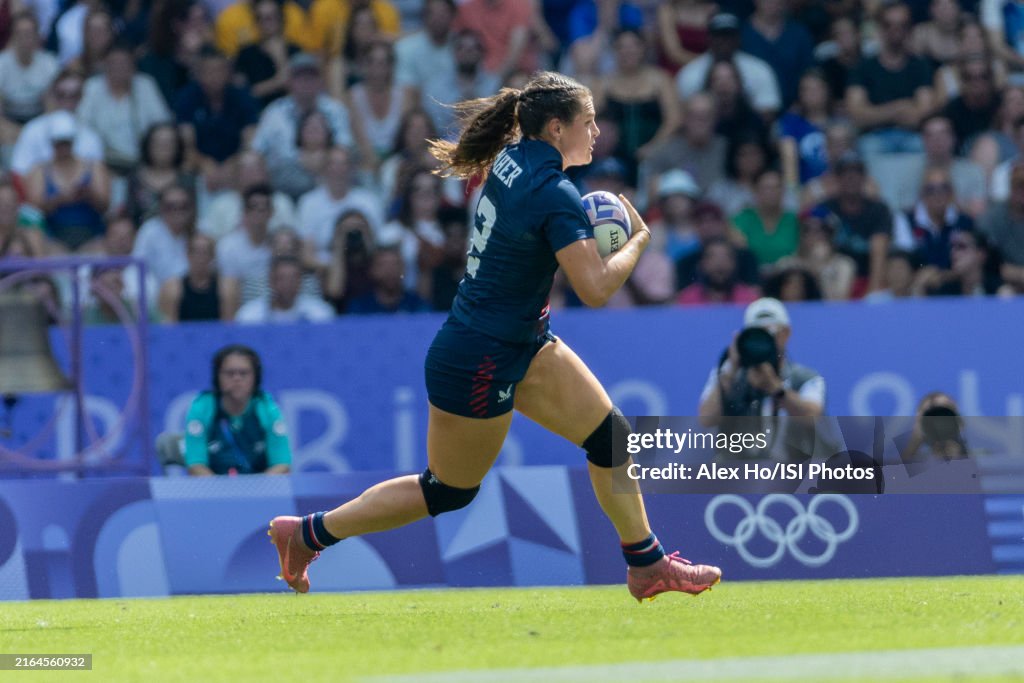 Maher Rugby Ilona Maher of the United States Women's National Team carries the ...