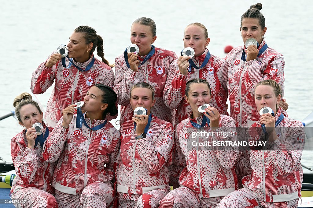 ROWING-OLY-PARIS-2024-MEDAL