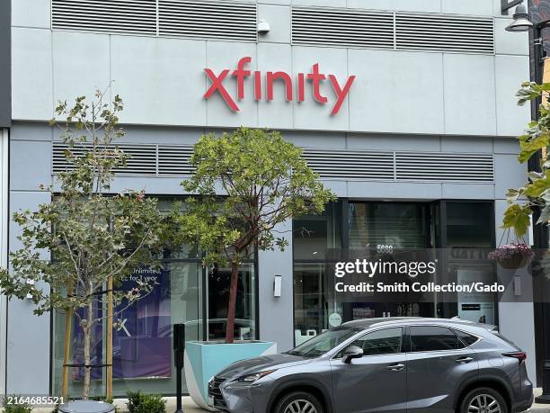 Xfinity Store Number 417 Xfinity Store Photos & High Res Pictures - Getty Images