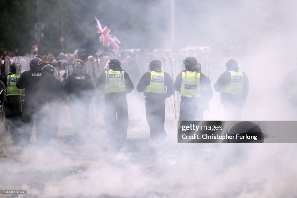 Northern Towns See Further Unrest From Far Right
