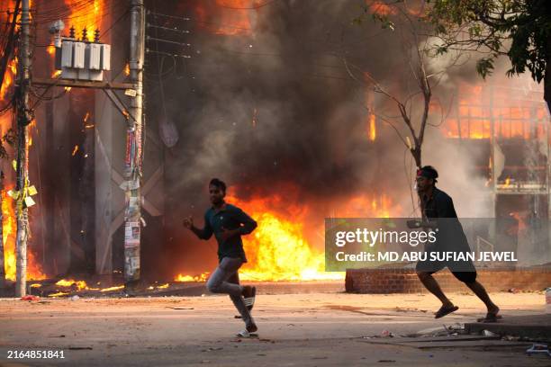 Garment store is reportedly set ablaze by a group of unidentified miscreants in Dhaka on August 4, 2024. The death toll from clashes on August 4...