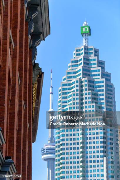 cn tower skyscraper - toronto dominion bank tower stock pictures, royalty-free photos & images