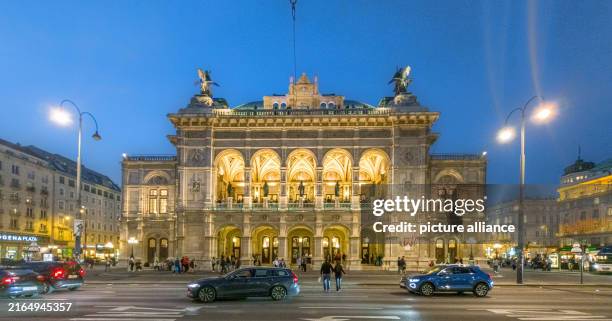 May 2024, Austria, Wien: View over the Opernring to the Vienna State Opera. Photo: Markus Scholz/dpa