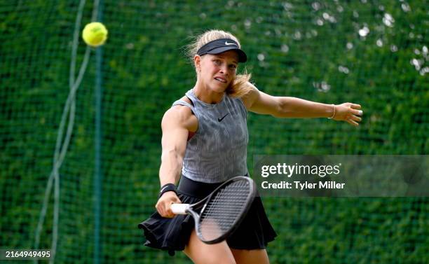 Karen Rothacker 37 Rothacker Stock Photos, High-Res Pictures, and Images - Getty Images