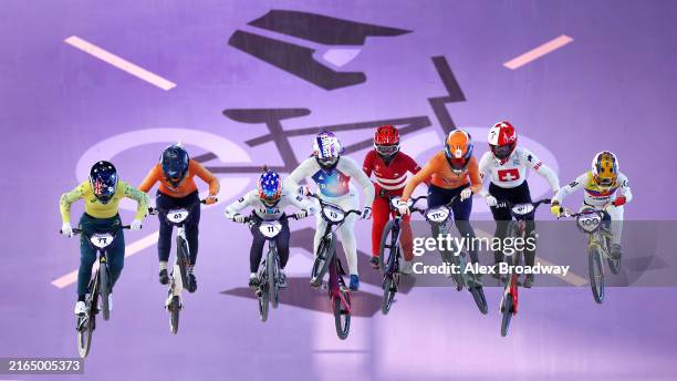 Saya Sakakibara of Team Australia, Alise Willoughby of Team United States, Manon Veenstra of Team Netherlands, Laura Smulders of Team Netherlands,...