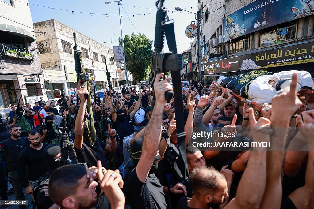 TOPSHOT-PALESTINIAN-ISRAEL-CONFLICT-WBANK
