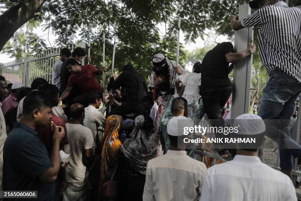 People gather to celebrate the fall of Bangladesh Prime Minister Sheikh Hasina in Dhaka, Bangladesh, August 06, 2024.
