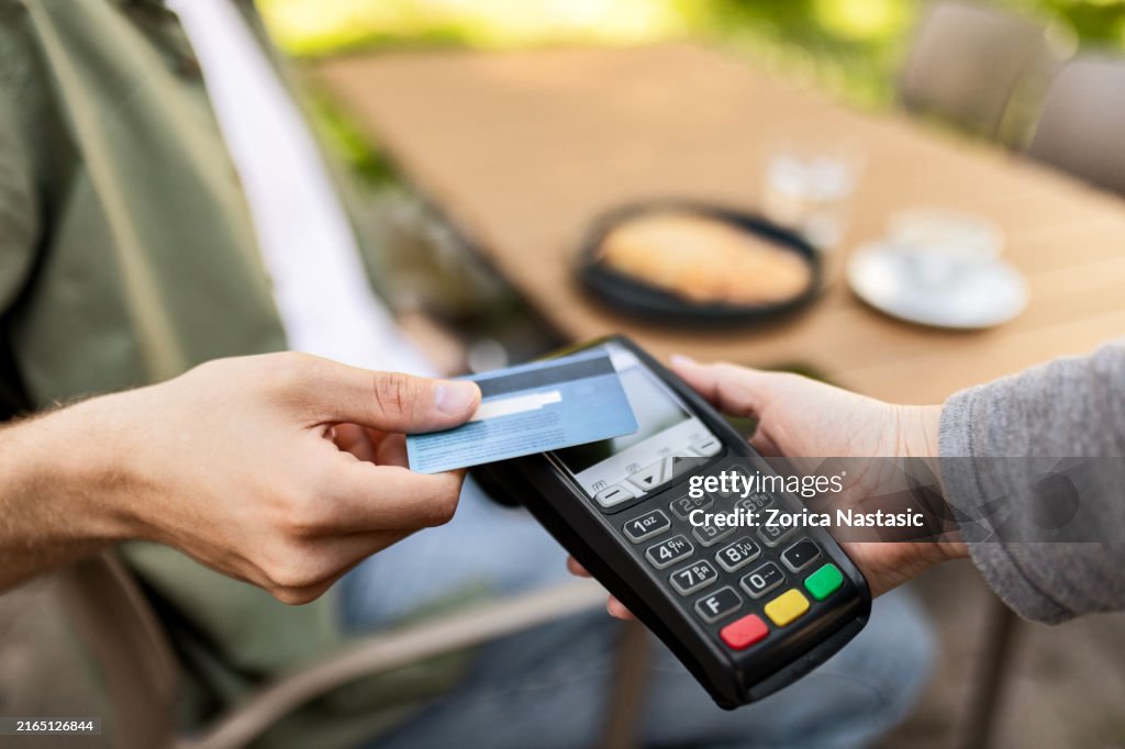 Transações instantâneas