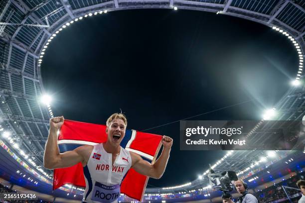 Markus Rooth Body 540 Markus Rooth Photos & High Res Pictures - Getty Images