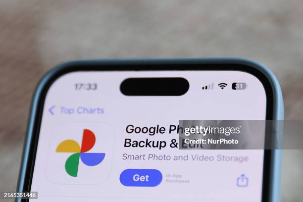 4.688 Google Photos App Stock Photos, High-Res Pictures, and Images ...