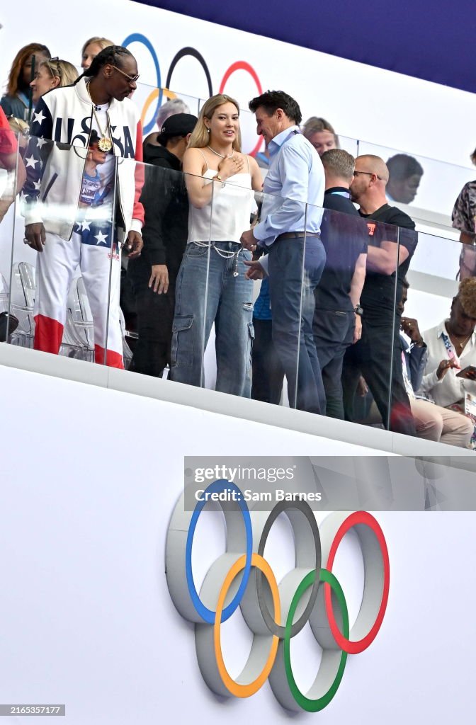France Rapper 2024 Paris , France - 8 August 2024; Rapper Snoop Dogg, left, and... News ...