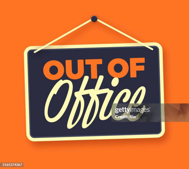 ilustrações de stock, clip art, desenhos animados e ícones de out to office retro hanging business sign - hora de almoço