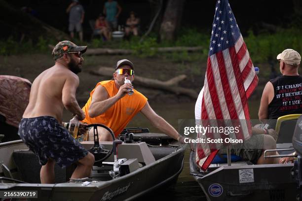 Redneck Strength 529 Redneck Men Stock Photos, High-Res Pictures, and Images - Getty Images