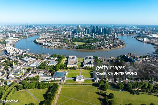 aerial view of greenwich park with views to canary wharf on summer morning, london - east london london stock-fotos und bilder