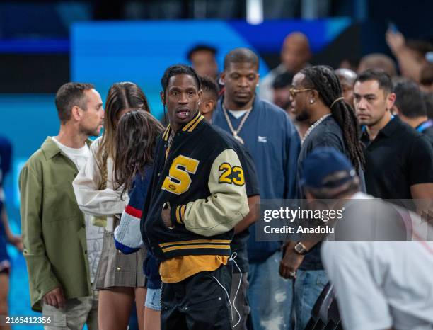 Palis Raper 14,736 Paris (Rapper) Stock Photos, High-Res Pictures, and Images ...