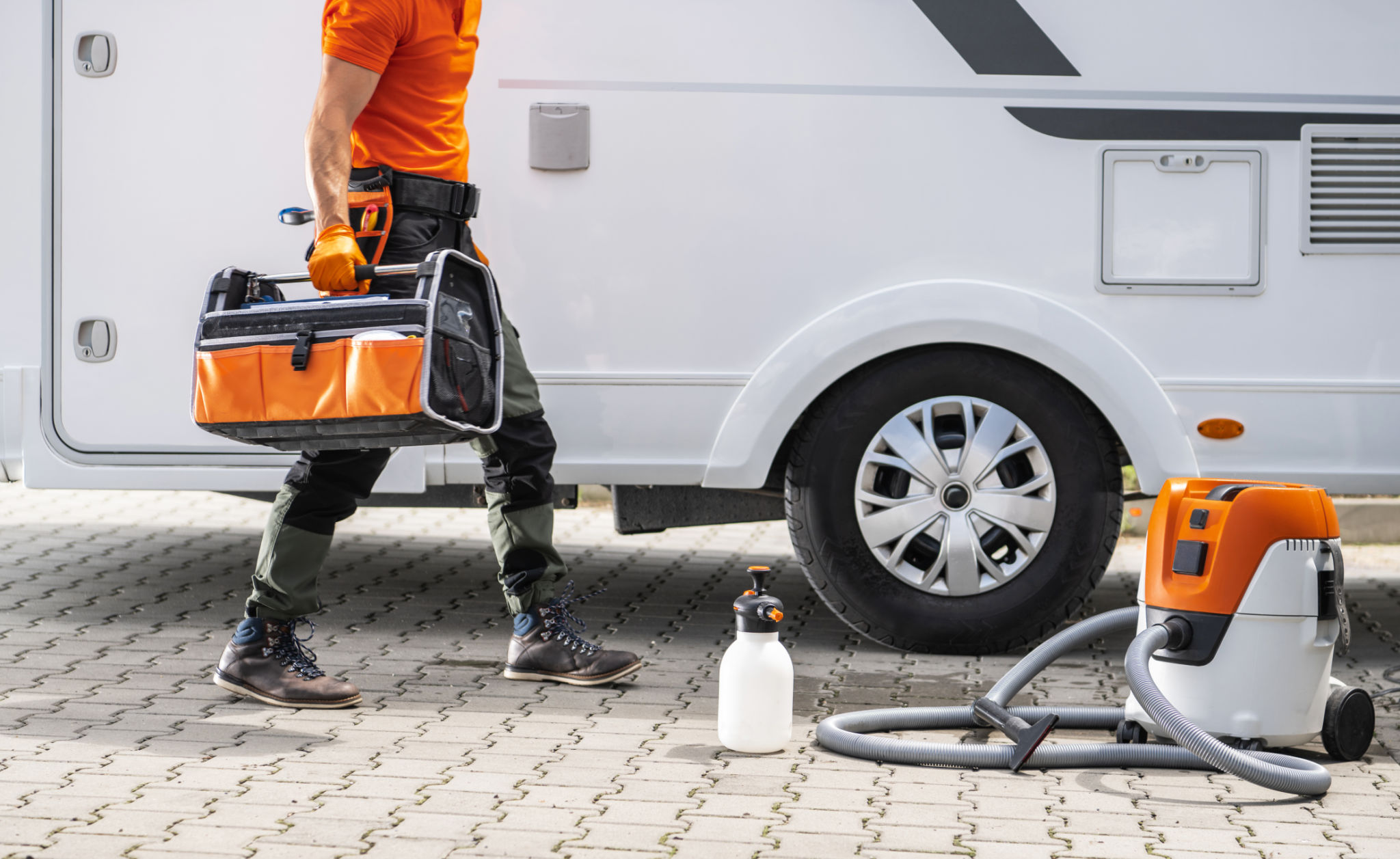 cleaning rv