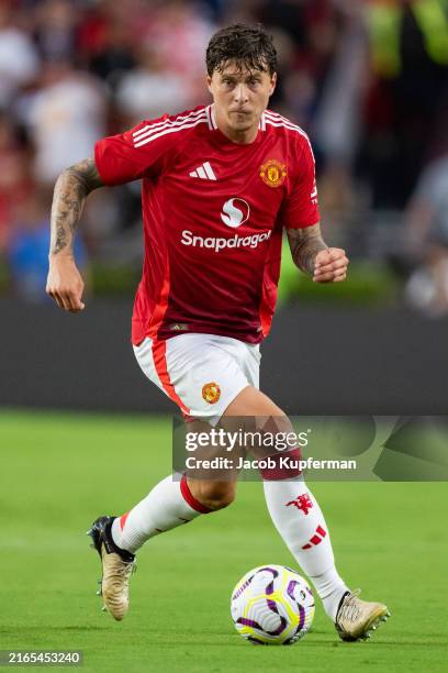 Victor Lindelöf of Manchester United plays against Liverpool during their pre-season friendly match at Williams-Brice Stadium on August 03, 2024 in...