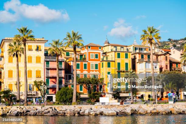coastline and santa margherita ligure castle, genoa, liguria - genua stock-fotos und bilder