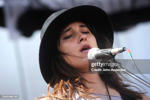 American Rock musician Theresa Wayman , of the group Warpaint, sings as she performs onstage, during the Austin City Limits Music Festival, in Zilker...