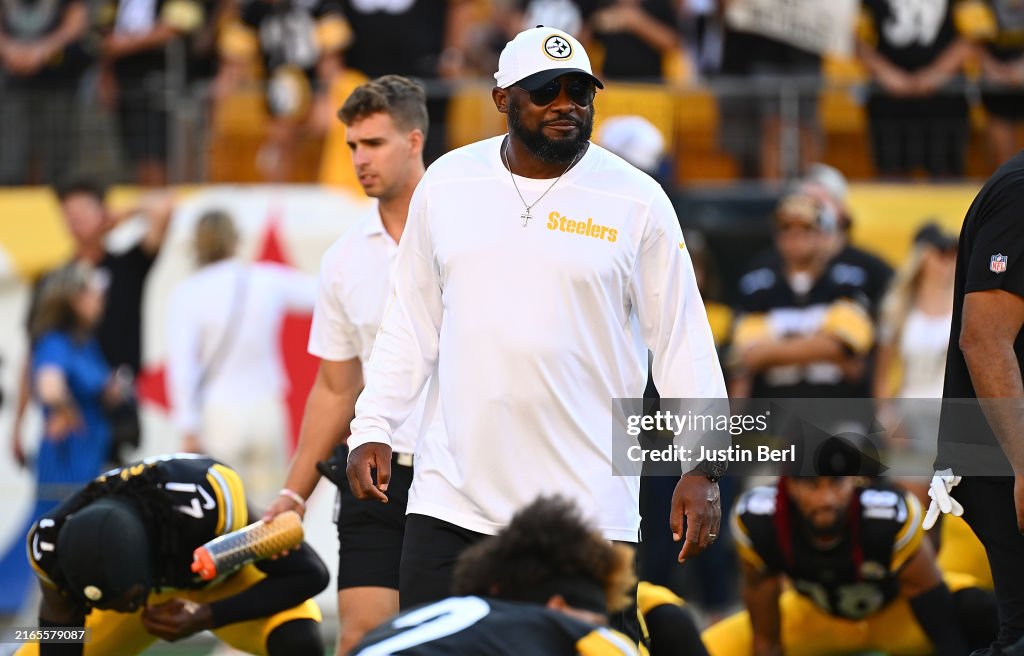 Houston Texans v Pittsburgh Steelers