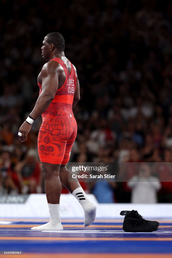 Wrestling - Olympic Games Paris 2024: Day 11