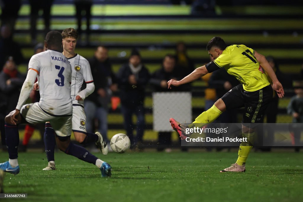 Heidelberg United FC v Central Coast Mariners - 2024 Australia Cup: Round of 32