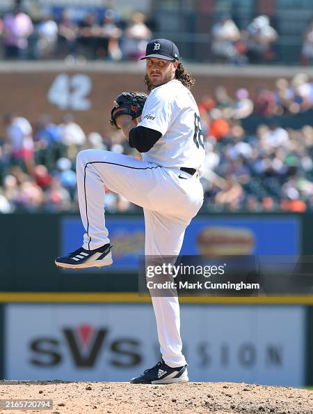 Jason Foley Jason Foley of the Detroit Tigers pitches during the game against the ...