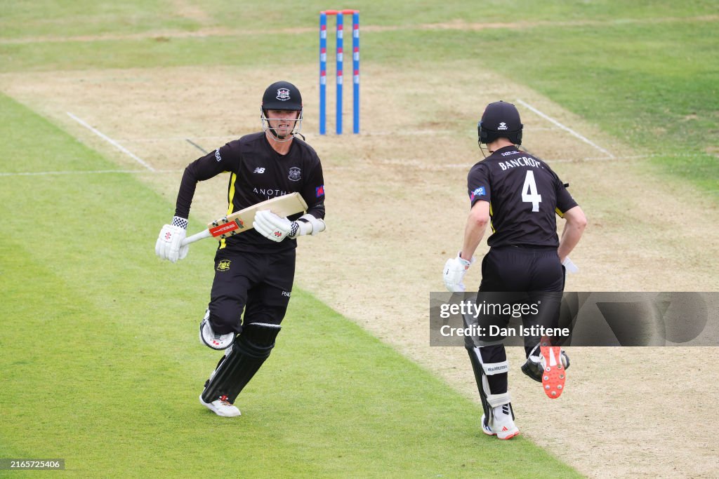Gloucestershire v Sussex - Metro Bank One Day Cup