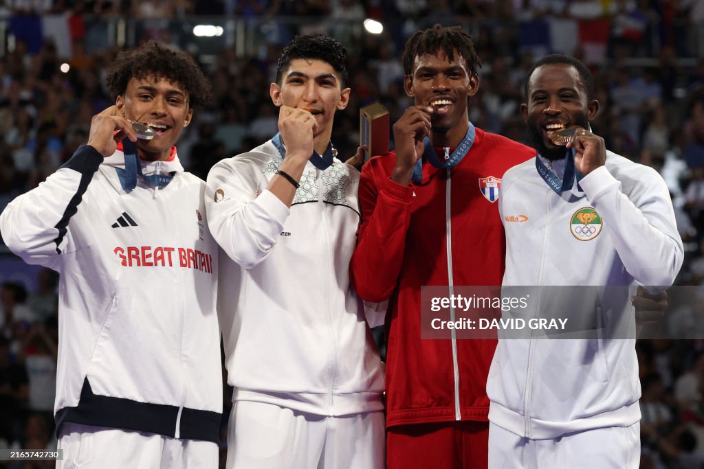 TAEKWONDO-OLY-PARIS-2024-MEDALS