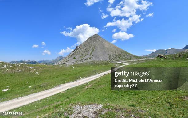 82 Pyramidal Shape Stock Photos, High-Res Pictures, and Images - Getty ...