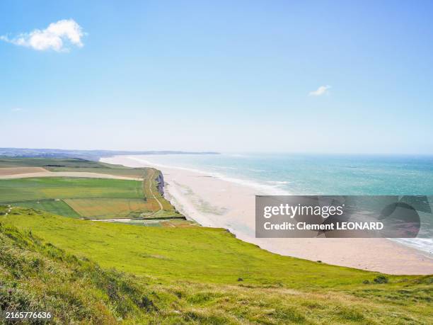 panorama at the summit of the cap blanc nez, with a view on the herbal moors of the cliffs, the english channel, the village of wissant and the cap gris-nez (gris nez), pas-de-calais - nord-pas-de-calais - northern france. - calais stock pictures, royalty-free photos & images